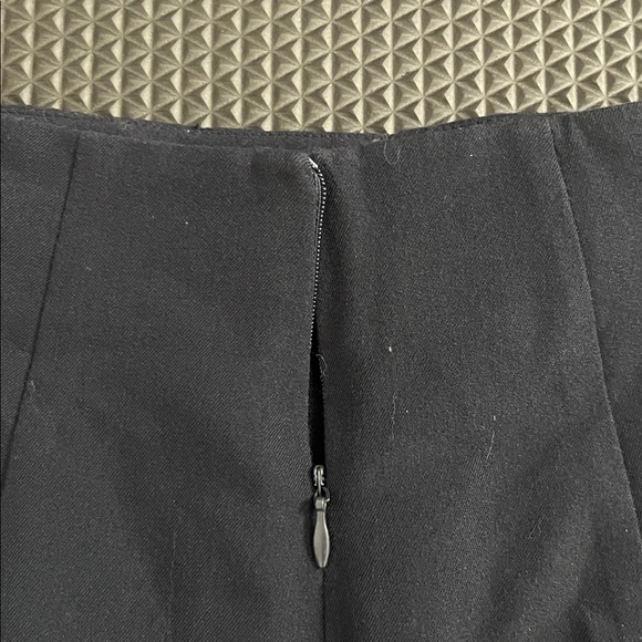 Ina Navy Stud Shorts - Picture 3 of 11